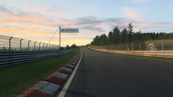 RaceRoom Racing Experience: Nurburgring Legends screenshot 2